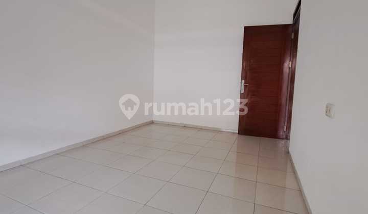MINIMALIST COMFY NEWLY RENOVATED READY-TO-OCCUPY COOL HOUSE IN TAMAN HOLIS INDAH 1 THI1 BANDUNG MINIMALIST COMFY NEWLY RENOVATED READY-TO-OCCUPY COOL HOUSE IN TAMAN HOLIS INDAH 1 THI1 BANDUNG