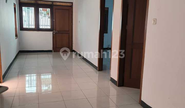 Rumah Bagus Nyaman Tengah Kota Siap Huni di Sayap Pajajaran Bandung