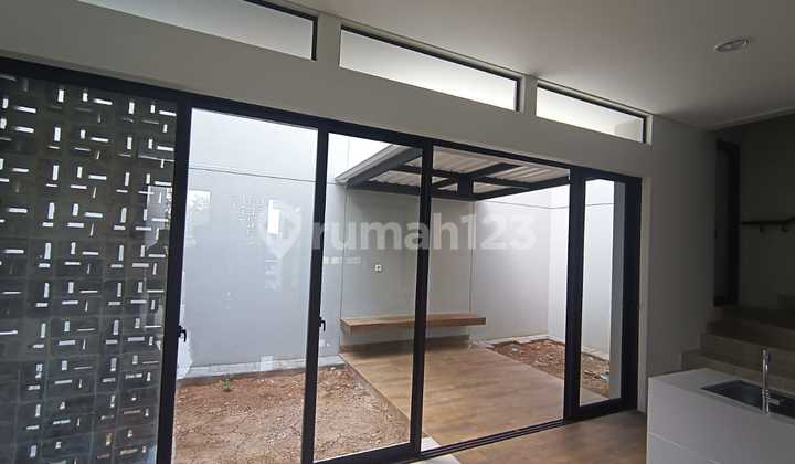 RUMAH IDAMAN MINIMALIS MODERN LINGKUNGAN NYAMAN DI SUMMARECON FLORA BANDUNG RUMAH IDAMAN MINIMALIS MODERN LINGKUNGAN NYAMAN DI SUMMARECON FLORA BANDUNG