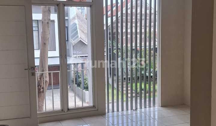 RUMAH BAGUS MINIMALIS MODERN LINGKUNGAN NYAMAN SIAP HUNI DI MAYANGPADMI KOTA BARU PARAHYANGAN KBP BANDUNG