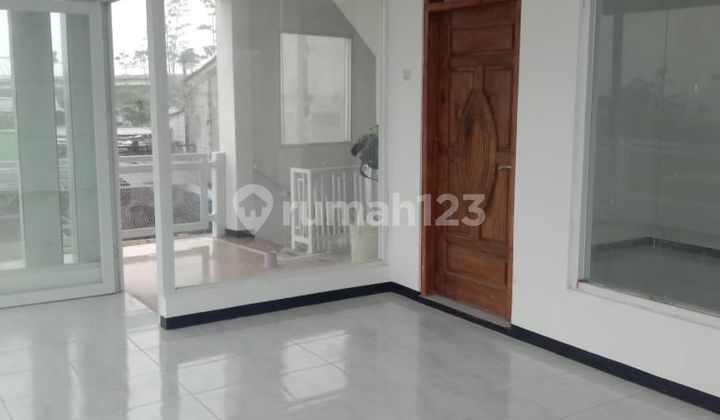 SPACIOUS, STRATEGIC, READY-TO-USE CLEAN WAREHOUSE IN SOREANG, BANDUNG