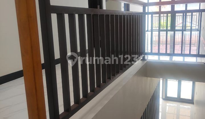 RUMAH BAGUS MINIMALIS MODERN 2 LANTAI SIAP HUNI DI TAMAN KOPO INDAH 1 TKI1 BANDUNG