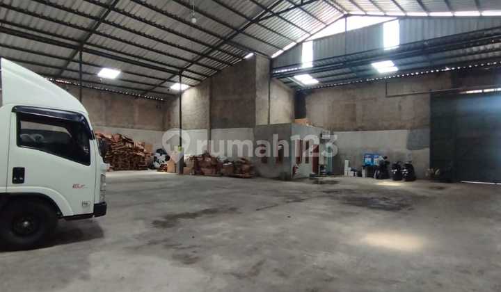 GUDANG LUAS BERSIH LOKASI STRATEGIS SIAP PAKAI DI DARAULIN MAHMUD BANDUNG