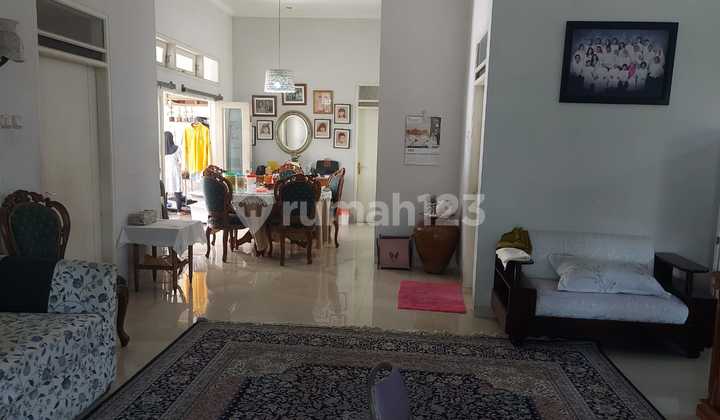 RUMAH LUAS NYAMAN STRATEGIS SIAP HUNI DI BATUNUNGGAL BANDUNG