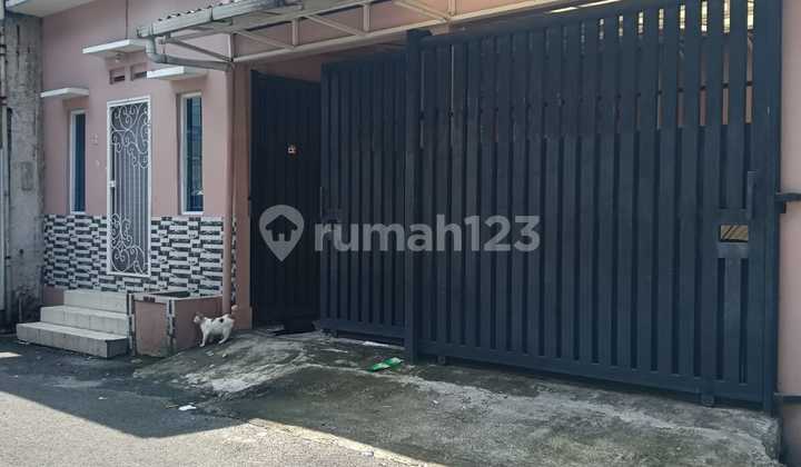 NICE COMFORTABLE SEMI-FURNISHED HOUSE READY TO OCCUPY IN ANDIR BANDUNG 1