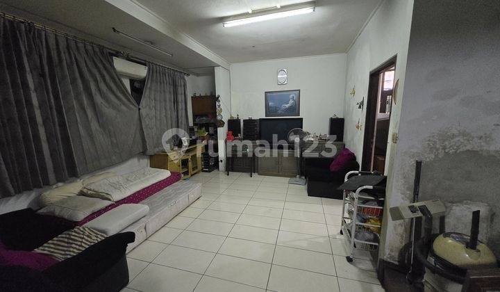 RUMAH LUAS NYAMAN STRATEGIS SIAP HUNI DI TUBAGUS ISMAIL BANDUNG