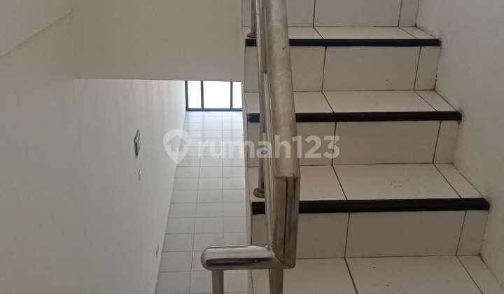 RUKO STRATEGIS 2 LANTAI COCOK UNTUK KANTOR SIAP PAKAI DI DERWATI BANDUNG 2