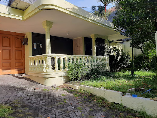 Rumah Bagus Tengah Kota Strategis Cocok untuk Usaha Siap Pakai di Sayap Surapati Bandung 2