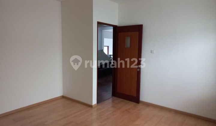 RUMAH BAGUS HOOK 2 LANTAI MINIMAIS MODERN SIAP HUNI DI TATAR WANGSAKERTA KOTA BARU PARAHYANGAN KBP BANDUNG 2