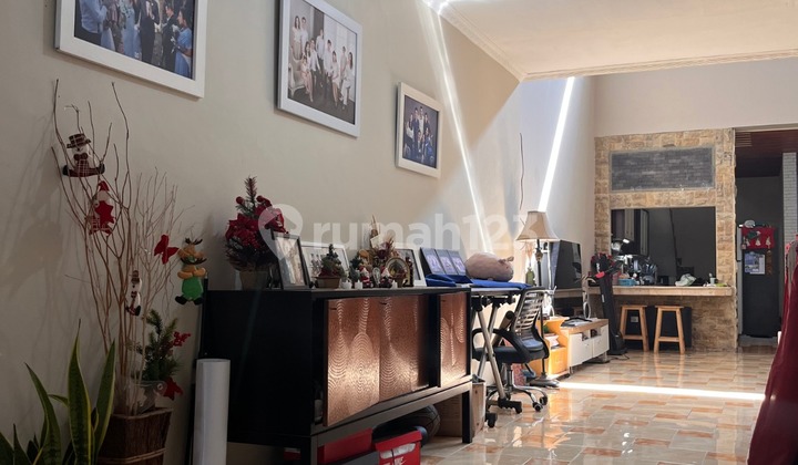 RUMAH MINIMALIS 2 LANTAI NYAMAN STRATEGIS SIAP HUNI DI CIWARUGA BANDUNG