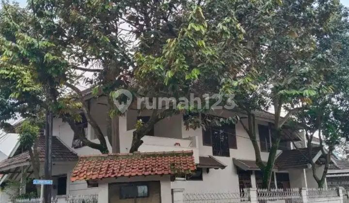 RUMAH LUAS HOOK 2 LANTAI LOKASI STRATEGIS SIAP HUNI DI SUMBERSARI BANDUNG 2
