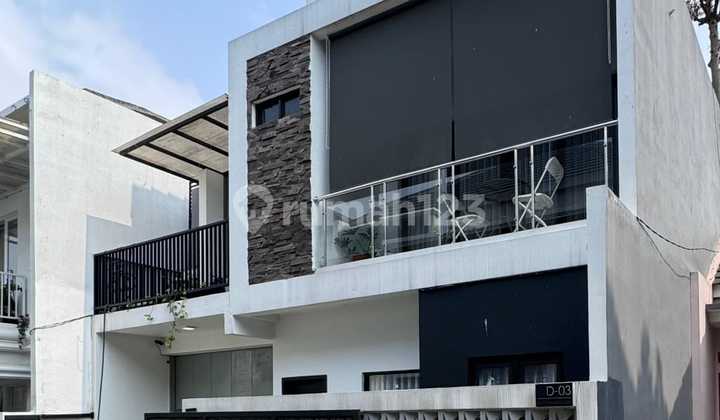 RUMAH BAGUS CANTIK MINIMALIS MODERN FULL FURNISHED SIAP HUNI DI CIHANJUANG BANDUNG