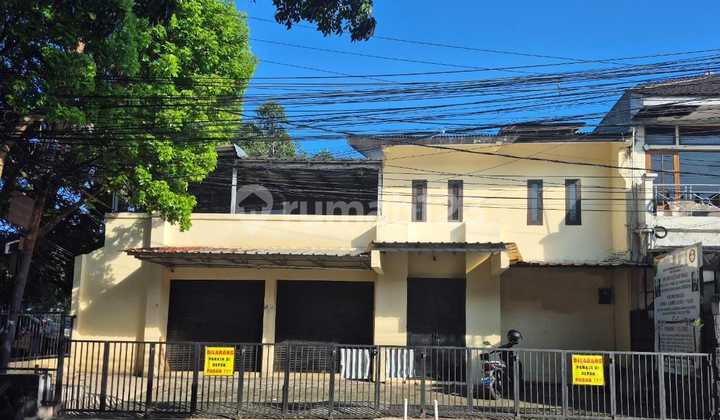 RUANG USAHA 2 LANTAI LUAS STRATEGIS LOKASI RAMAI SIAP PAKAI DI MAINROAD SARIJADI BANDUNG