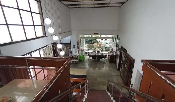 RUMAH LUAS NYAMAN MINIMALIS MODERN FULL FURNISHED SIAP HUNI DI BUDISARI BANDUNG 1
