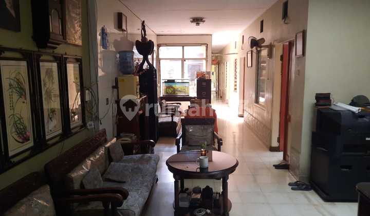STRATEGIC 2-STORY SHOPHOUSE READY FOR OCCUPATION IN A BUSY LOCATION ON SUDIRMAN STREET, BANDUNG
