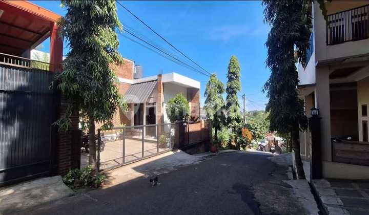 RUMAH TUMBUH ESTETIK FULL FURNISHED SIAP HUNI DI CIPAGERAN CIMAHI 2