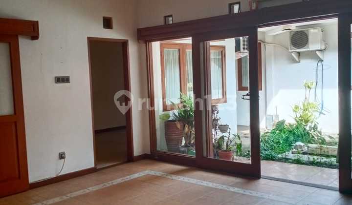 Dijual Rumah Pusat Kota dkt Lengkong cocok untuk kuliner, kantor 2