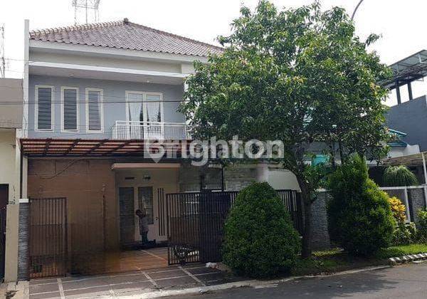 Rumah 2 lantai dengan kamar 4+1, Full Perabot, carport 2 mobil di Griyashanta dekat UB kota Malang 1