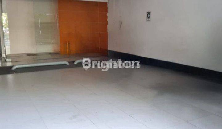 Komersial Area Ruko 2,5 Lantai Nol Jalan Raya, Padat Penduduk, Cocok Untuk Toko Kosmetik, Bank, Kantor Dan Usaha Lainnya, Strategis  Dekat Jagalan Pasar Atom Itc Mega Grosir 2