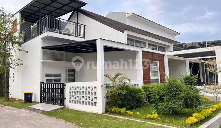 Rumah Bagus dan Nyaman Semi Furnished di Komplek Halton Place, Medan Denai 2