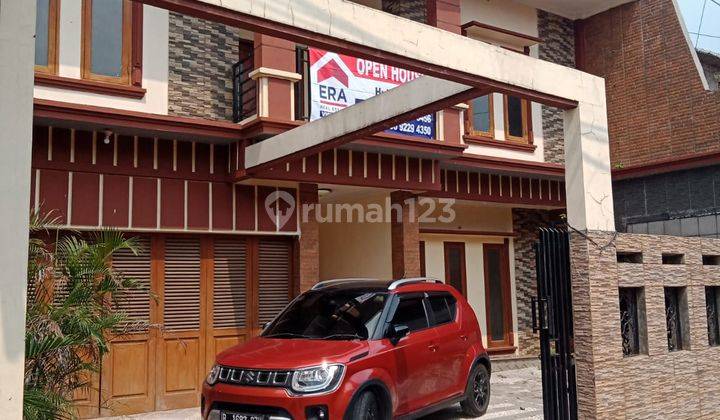 Rumah  Bangunan 2.5 lantai lokasi di Jatiwaringin Bekasi 2