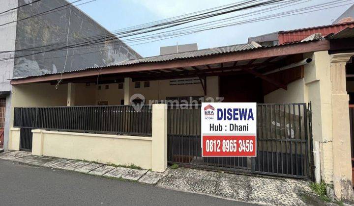 Rumah Dua Lantai Siap Huni Jalan 2 Mobil Tebet 