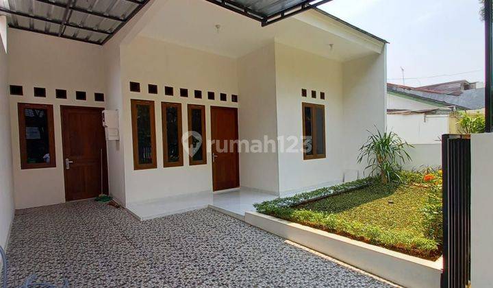 Rumah Cantik  Murah Bangunan 1 Lantai Perumahan Kalibata Indah 2