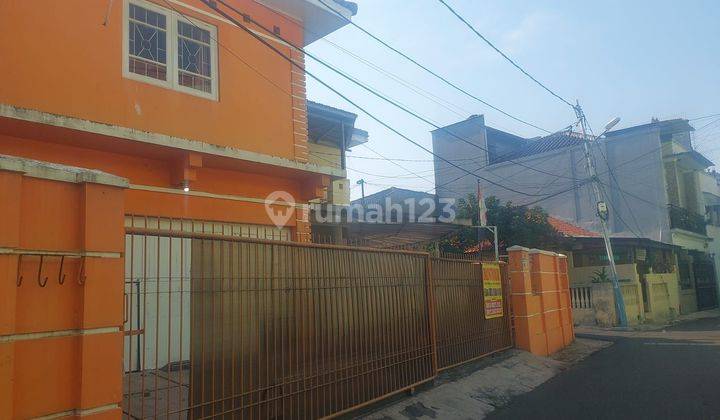 Rumah Hoek 2 Lantai Tebet Timur Dengan 7 Kt Dan 4 Km 2