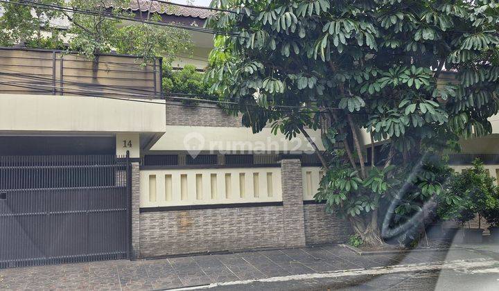 Rumah 2 Lantai Jalan 2 Mobil Tebet Dalam (komplek Jepang) 1