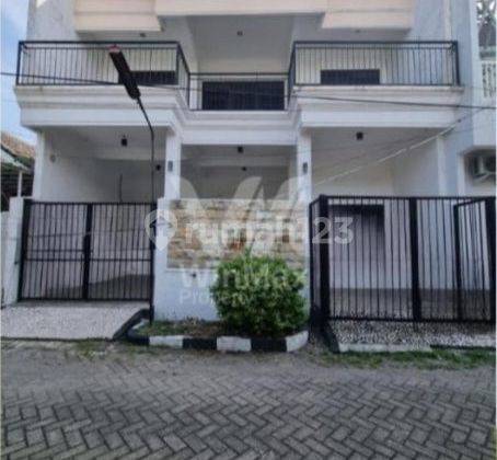 Rumah di Perum griya babatan mukti termurah bagus 1