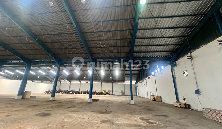 For Rent: Good Warehouse with Industrial Permit in Jatake Area, 40ft Container Access, Flood-Free