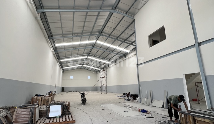 Laksana Warehouse Good and Ready to Use Convenient and Clean Access Close to the Toll Road Laksana Warehouse Good and Ready to Use Convenient and Clean Access Close to the Toll Road