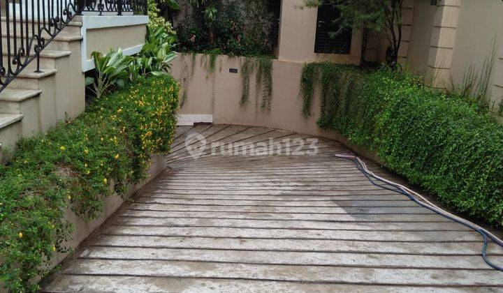 Rumah di Senayan Kebayoran Jakarta Selatan Bagus Dan Siap Pakai 4