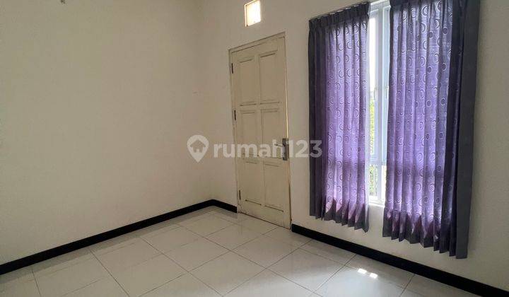 Rumah villa Tanan Bandara 2 Lantai Hook Bagus Dan Siap Pakai 2