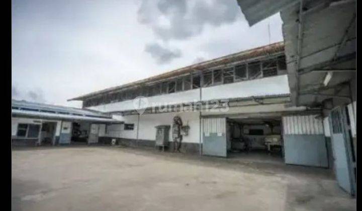 Gudang di Jalan Raya Kamal Tegal Alur Jakarta Barat  1