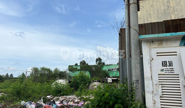 Empty land ready for development in Pantai Indah Dadap warehouse area, 40 feet container access, industrial permit. Empty land ready for development in Pantai Indah Dadap warehouse area, 40 feet container access, industrial permit.