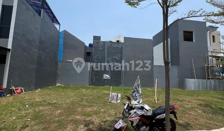 Strategic Hook Plot Land in Citra 8, West Jakarta Strategic Hook Plot Land in Citra 8, West Jakarta