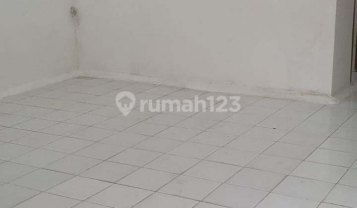 Villa Garden Airport House 2 Bedrooms for Rent in Dadap, Tangerang Villa Garden Airport House 2 Bedrooms for Rent in Dadap, Tangerang