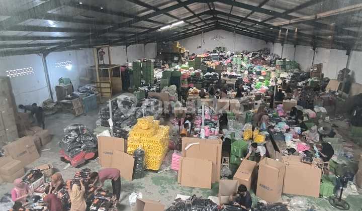 Good Warehouse at Pantai Indah Dadap, Well-Maintained and Ready to Use with Industrial Permit, 40-Foot Container Access, Close to PIK 2 and Soekarno Hatta Airport