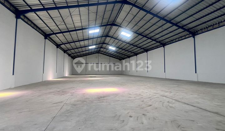 Gudang Pantai indah dadap bagus dan siap pakai akses kontainer 40 feet dan izin industri