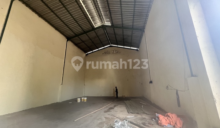 Warehouse 99 Salemba Good and Ready to Use Warehouse 99 Salemba Good and Ready to Use