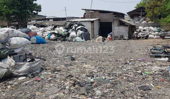 Tanah Kosong 2 Kavling SHGB Lokasi di Prepedan, Jakarta Barat
