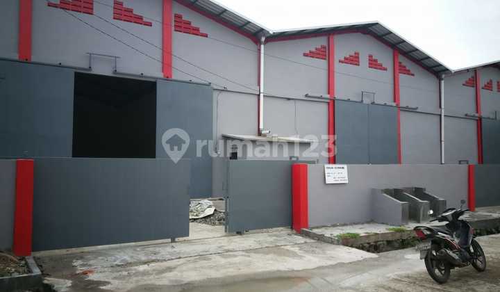 Warehouse in Salembaran 99 Warehousing Good and Ready to Use