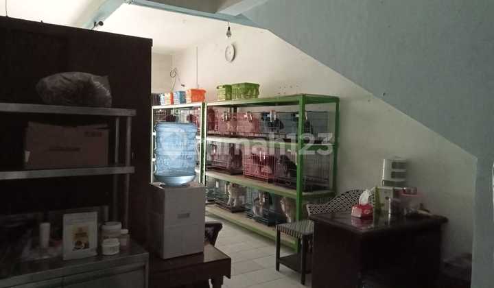 Taman Kopo Indah 2 - For Rent, 2-Story Shop House with 2 Bedrooms in TKI2 Bandung Near Borma 2