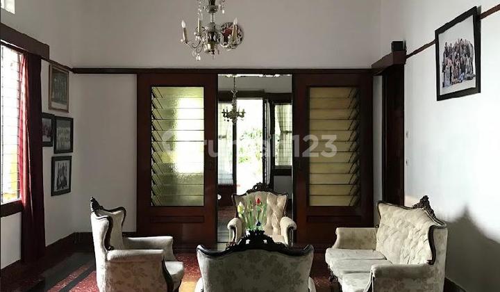 House Near Gedung Sate Diponegoro, Bandung 1