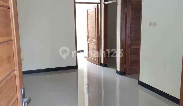 Riung Bandung - Dijual Rumah Dalam Komplek di Cipamokolan, Rancasari, Bandung, 10 Menit ke Summarecon