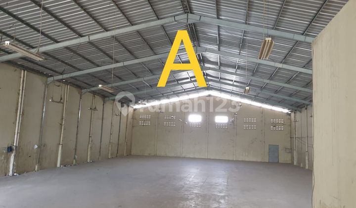 Luas 4.927m2 Jual Tanah Bonus 4 unit Gudang di Kopo Katapang, Bandung Bagus SHM 2