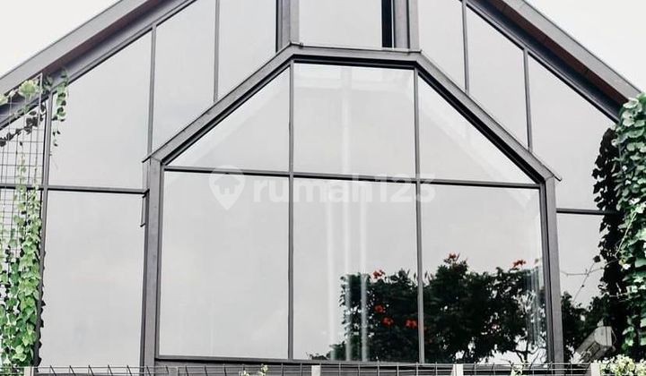 For Lease Commercial Space, Former Restaurant and Cafe in the Elite Area of Ciumbuleuit, Bandung