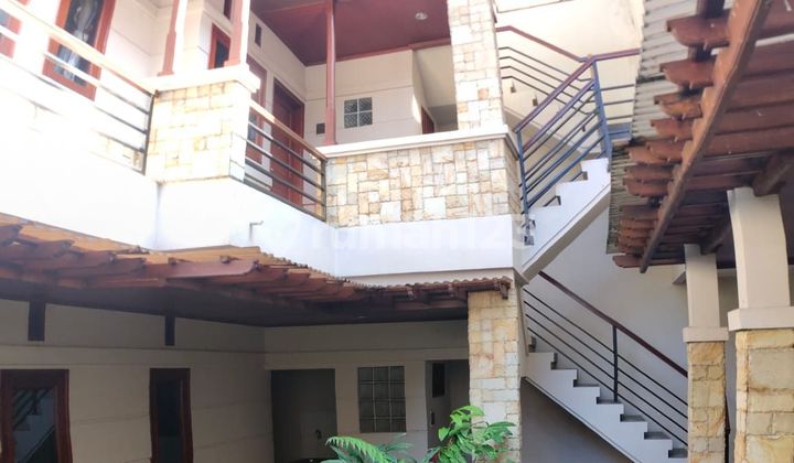 Setiabudi - Rumah Dijual Cipaku, Setiabudi, Bandung bisa untuk Kost 2