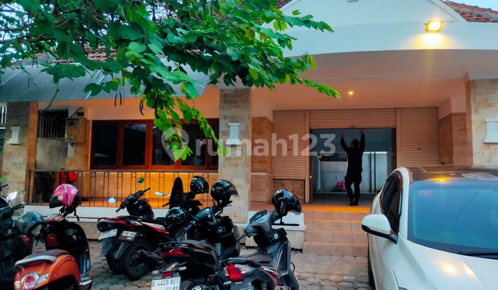 Riau Bandung - Rumah Jl Soka Sayap Riau, Bandung Bagus Lokasinya, Bagus untuk Kantor 2